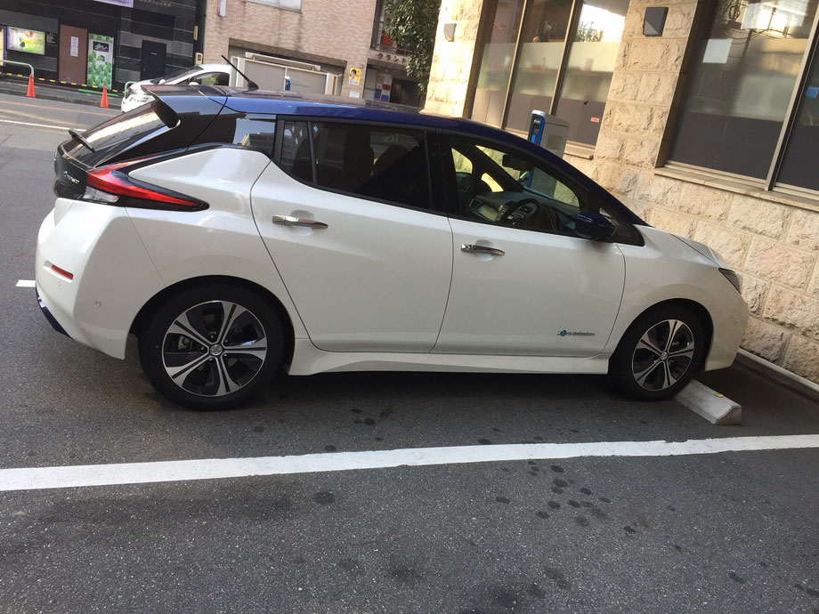 日産リーフ＠名古屋ビーズホテル