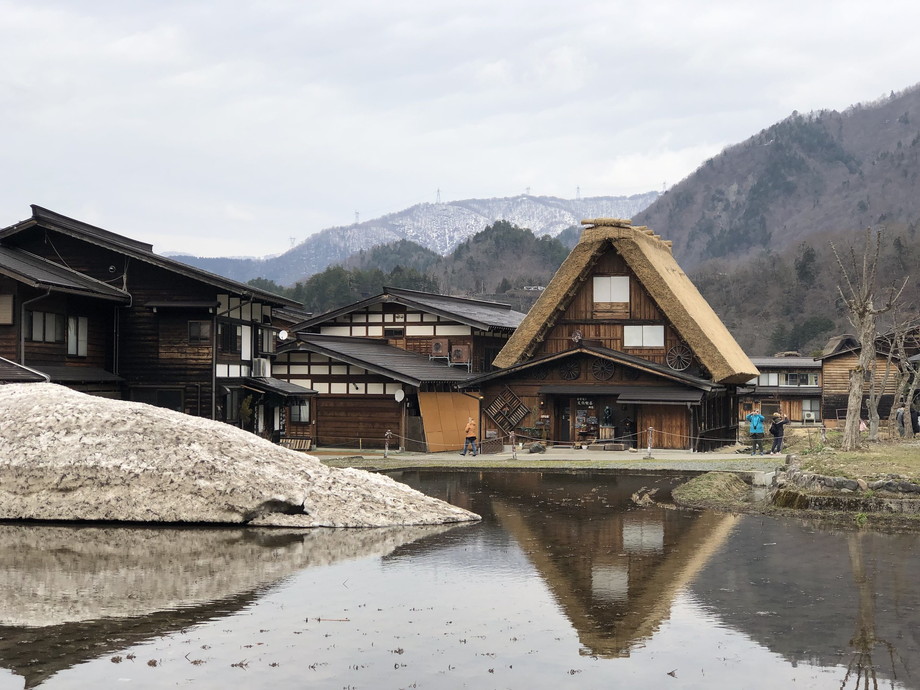 白川合掌村
