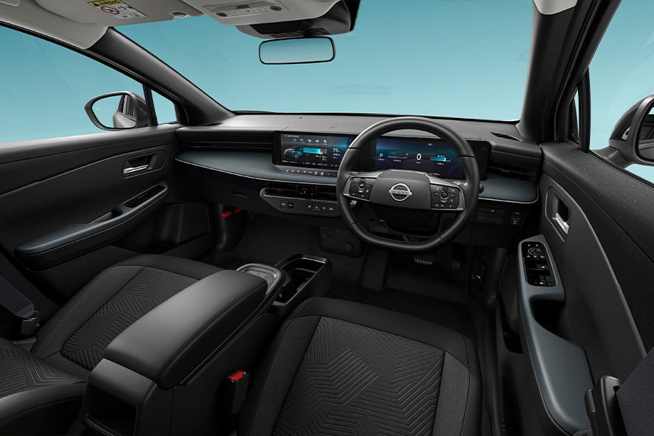 内装 ミラー画像